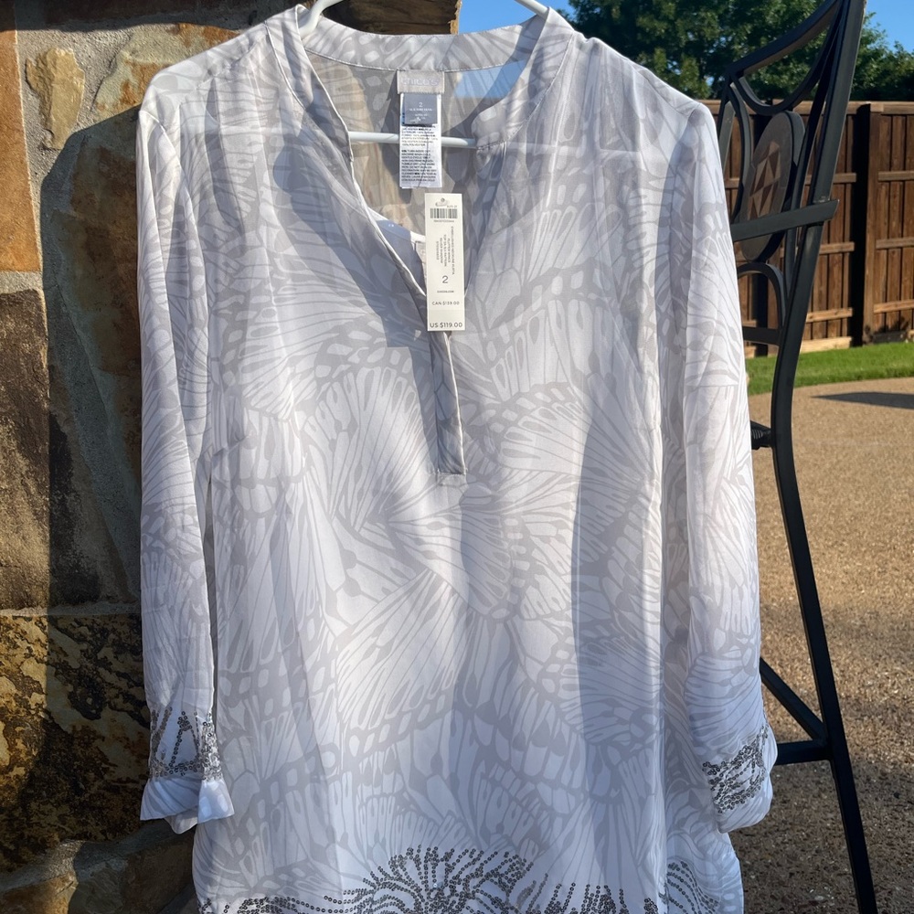 Chico’s 2 tunic top and camisole Medium